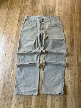 Men's Eddie Bauer Casual Straight-Leg Pants in Light Khaki